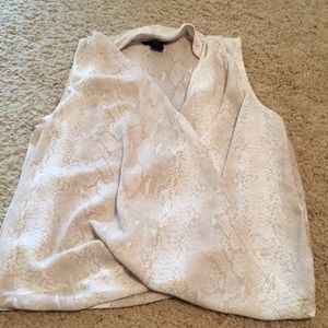 Women’s sleeveless blouse